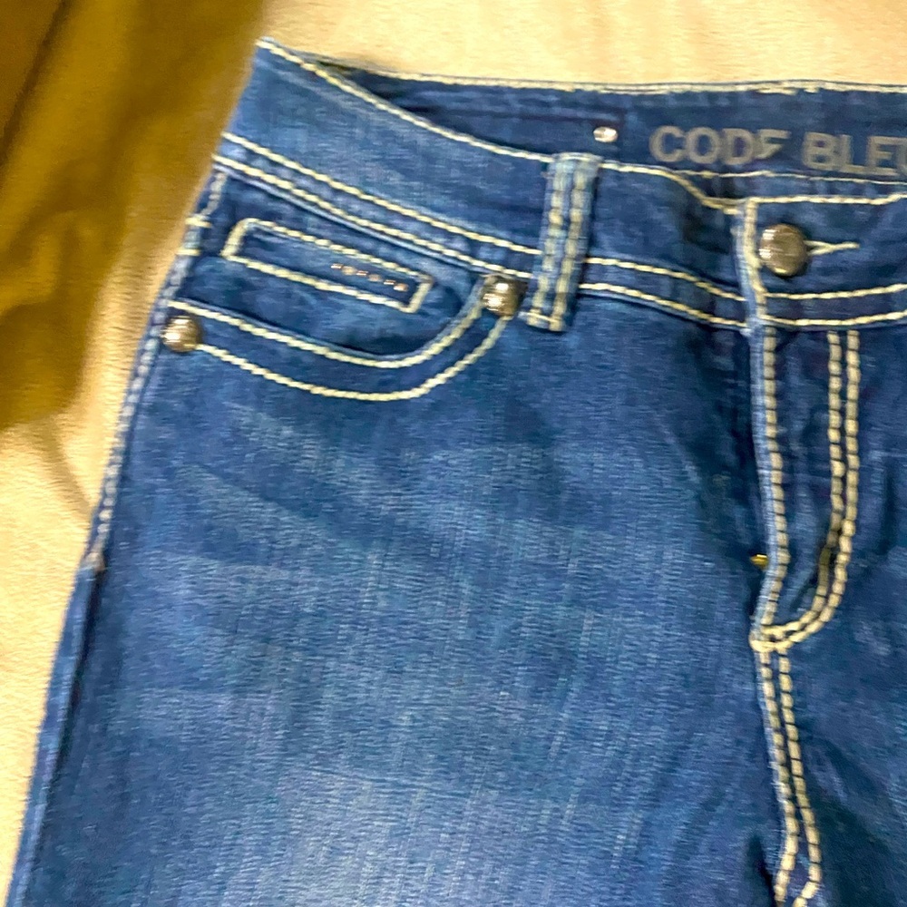 Code Bleu Jeans - Picture 10 of 11